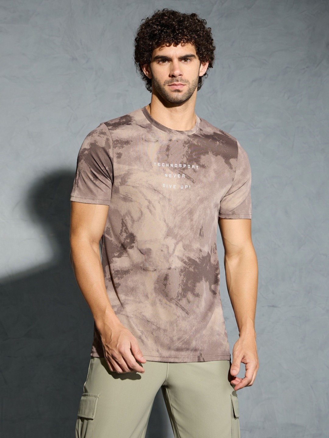 

Technosport Men Abstract Printed Antimicrobial Slim Fit Sports T-shirt, Brown