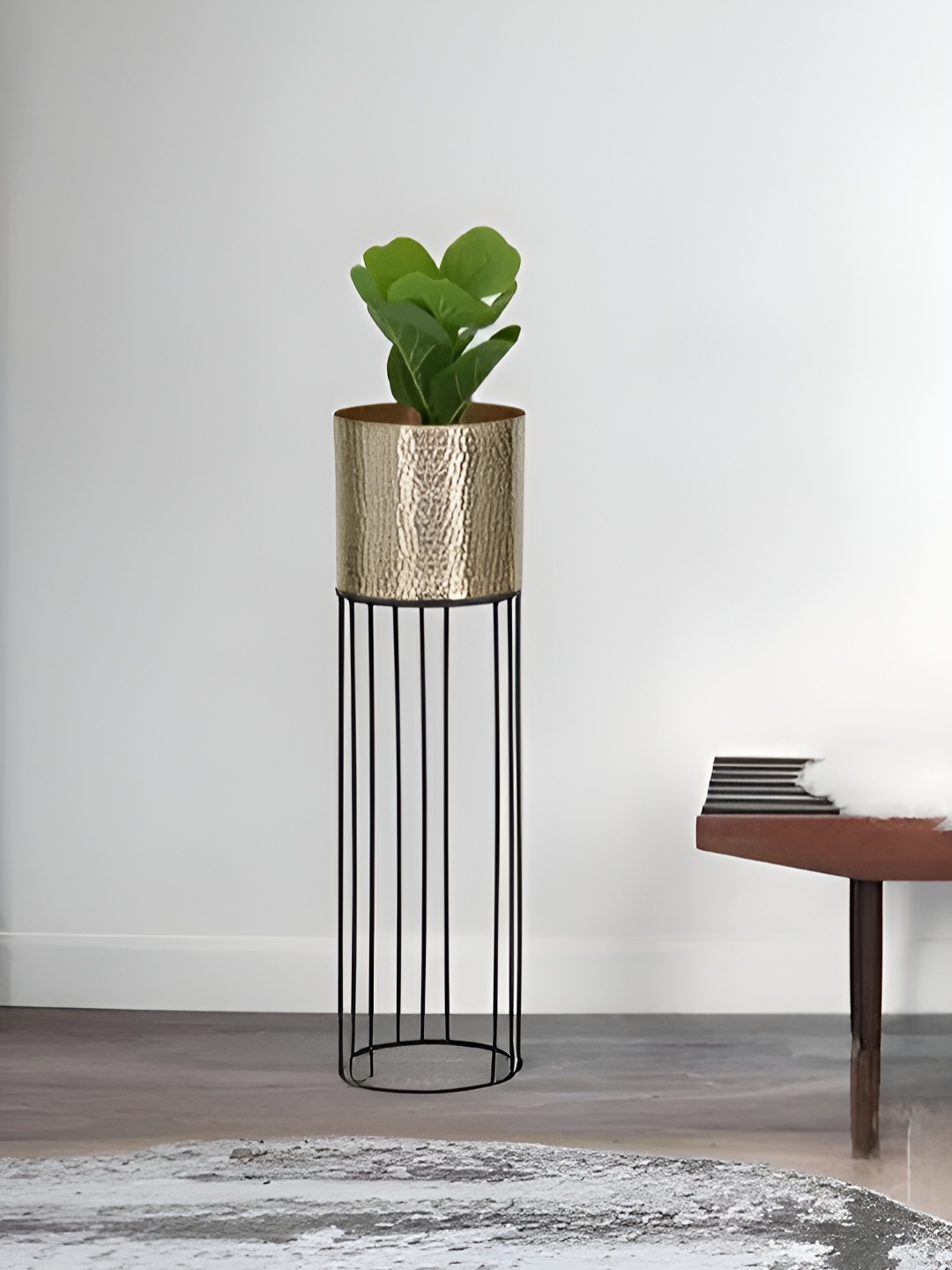 

Royaloak Brown Textured Metal Floor Planter With Stand, Black