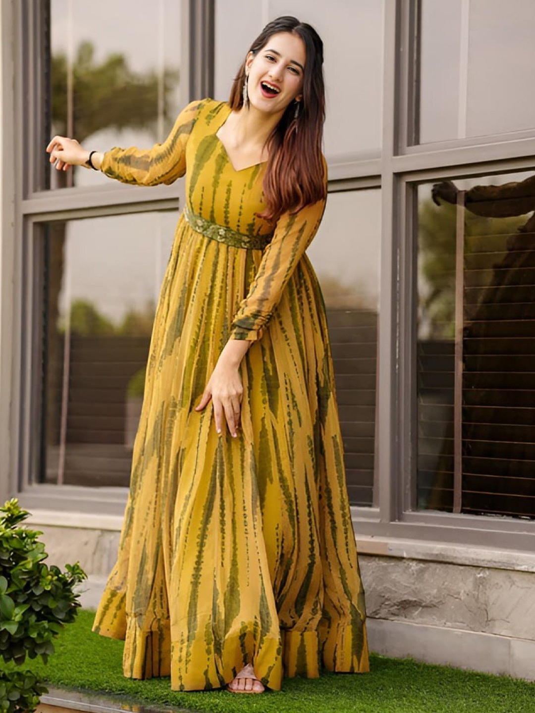 

Krunal Raiyani Tie and Diy Empire Maxi Dress, Yellow