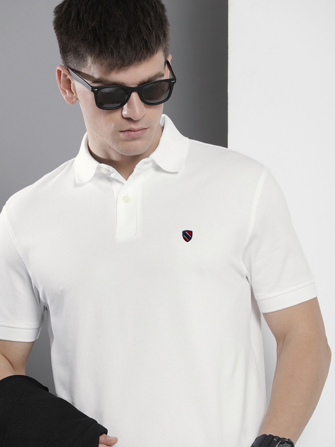 

MERRIMENT Men Solid Polo Collar Cotton T-shirt, White
