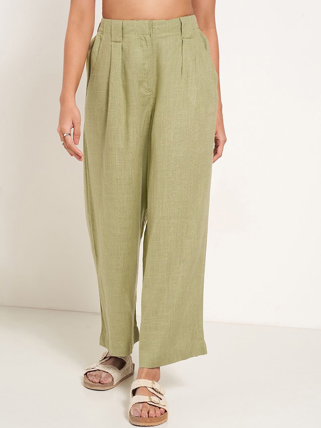 

AKKRITI BY PANTALOONS Women High-Rise Pleated Parallel Trouser, Green