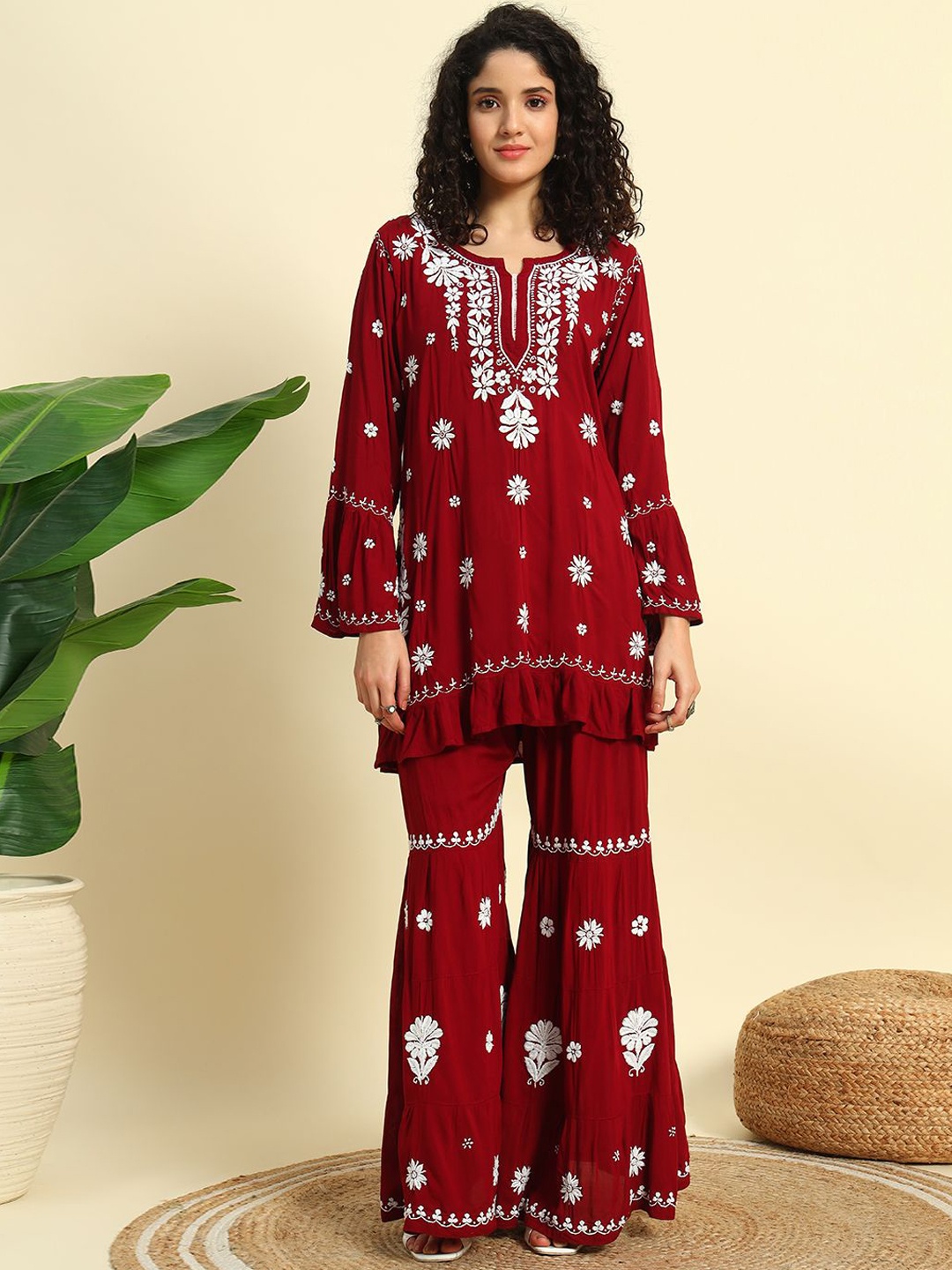 

Fashionable Floral Embroidered Chikankari Work Notch Neck Straight Kurta & Sharara, Maroon