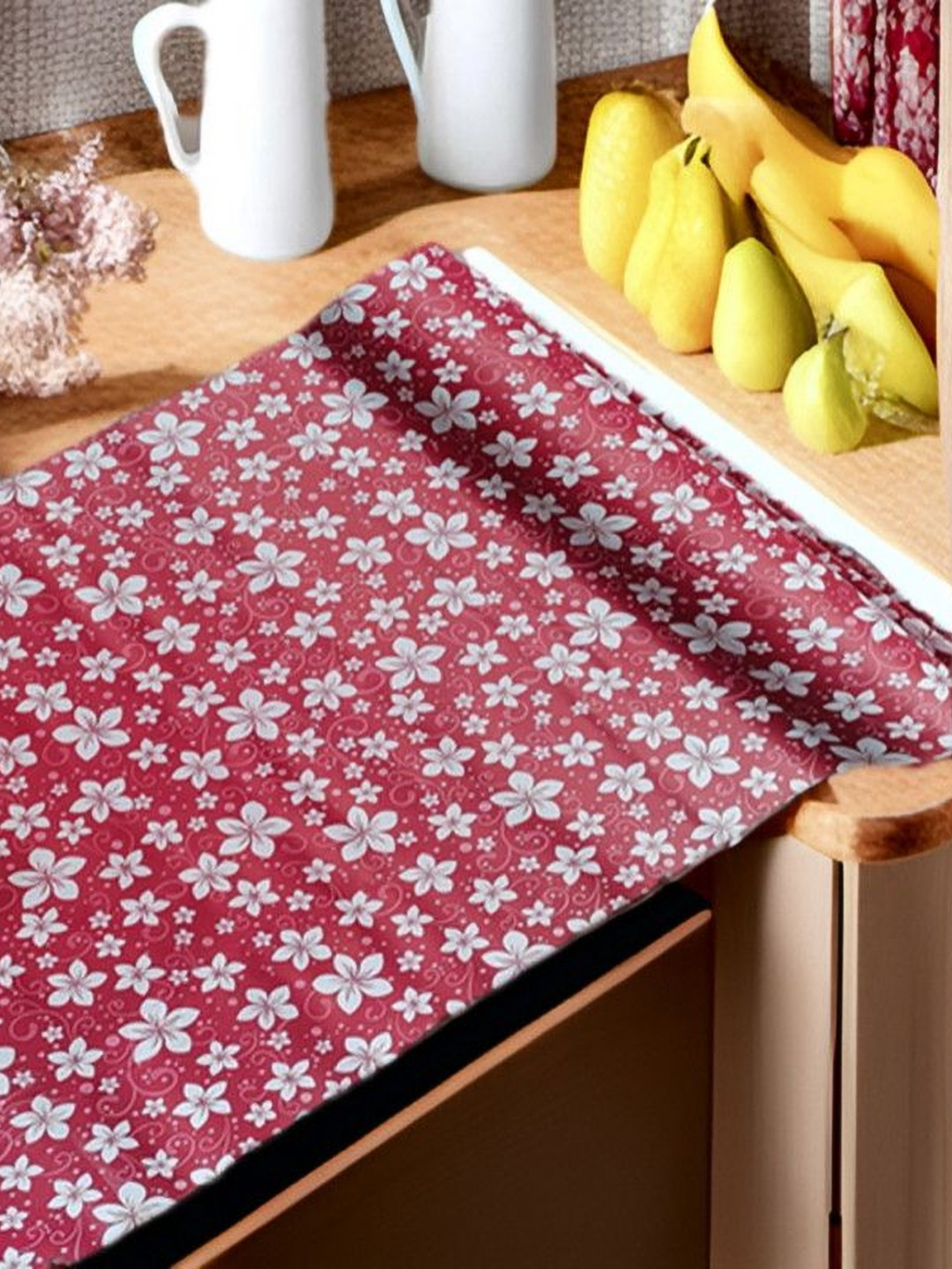 

REVEXO Maroon & Grey Printed Water-Resistant Shelf Liner