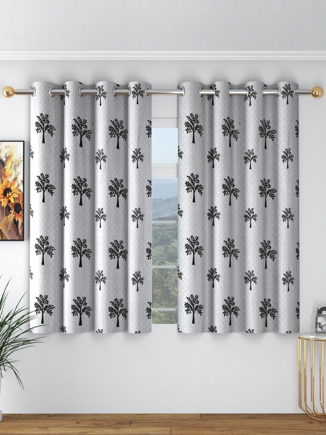 

bsb home Silver-Toned & Black Set of 2 Floral Window Curtain