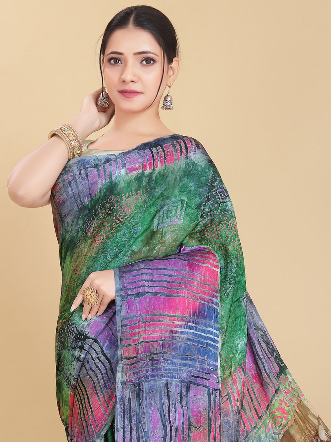 

Suha Satin Saree, Green