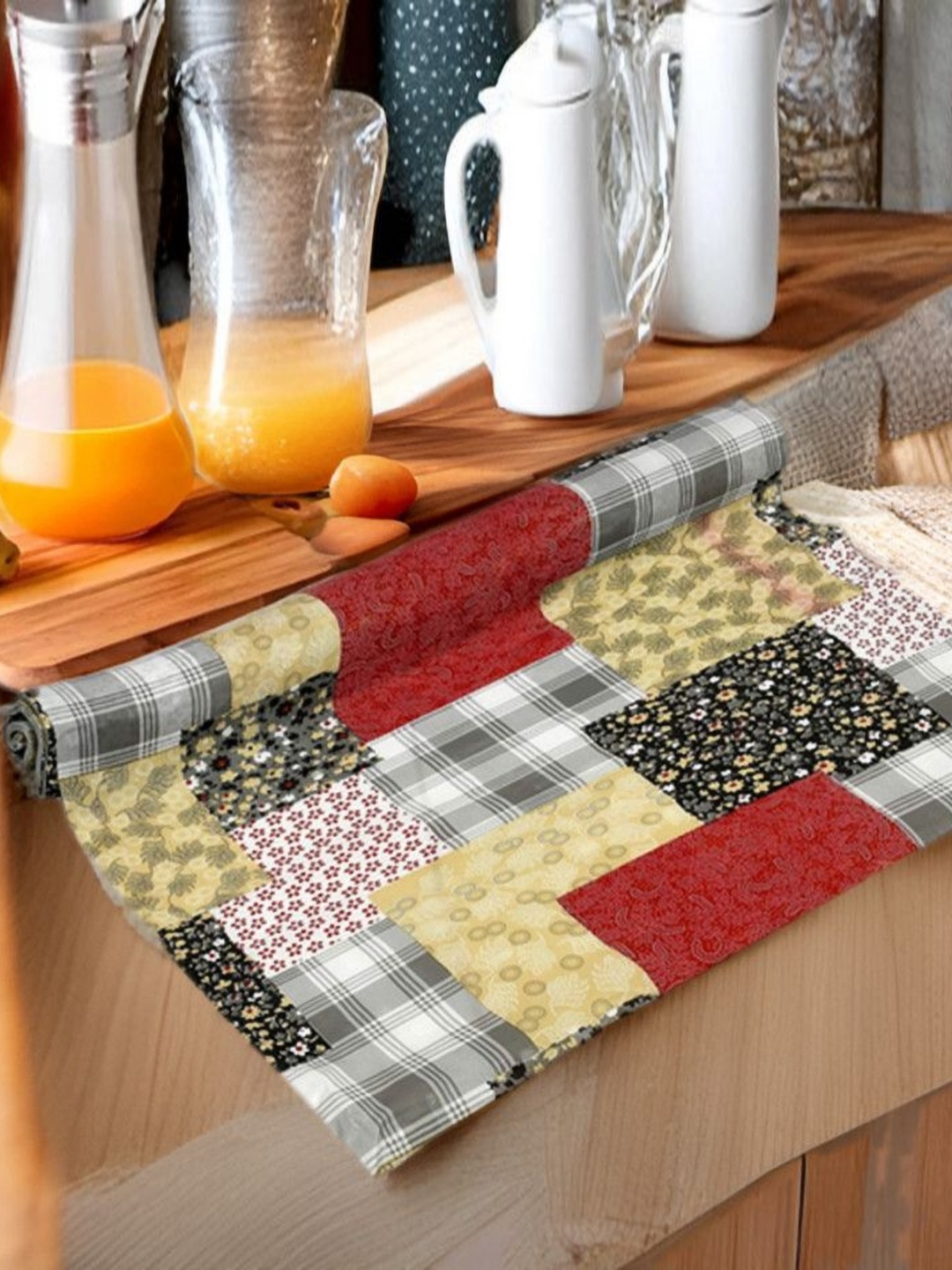 

REVEXO Grey & Green Printed Water-Resistant Shelf Liner