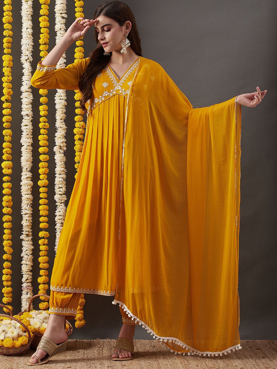 

DIVASTRI Floral Embroidered V Neck Empire A-Line Kurta With Salwar & Dupatta, Mustard