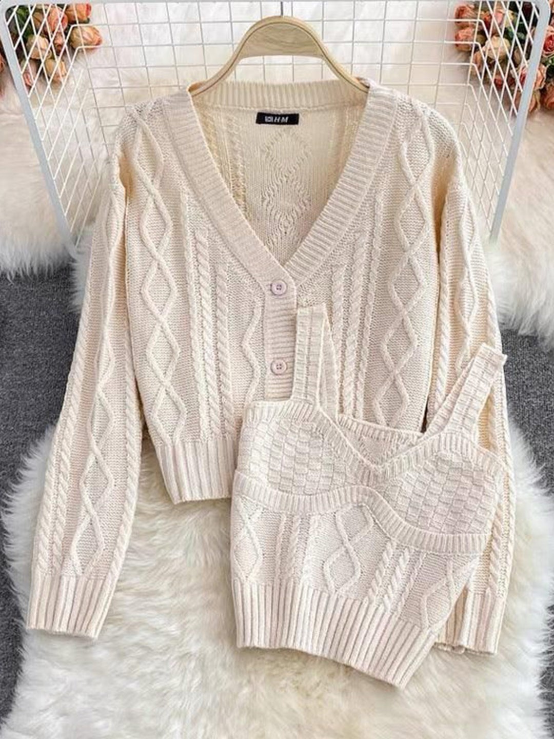 

Alamode By Akanksha Women Embroidered Woollen Beige Freddy Sweater Set