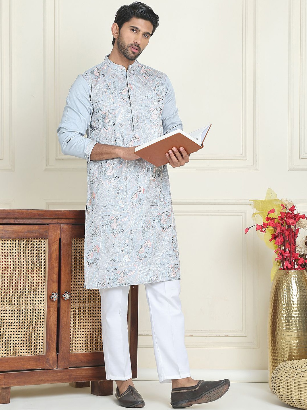 

Anouk Blue Ethnic Motifs Embroidered Mandarina Collar Kurta With Trouser