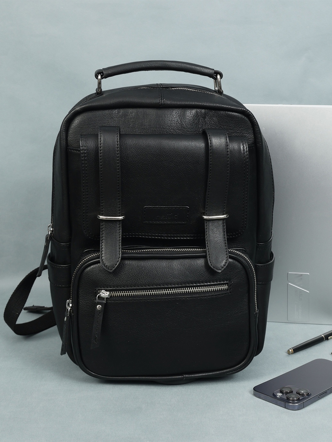 

Celtic Unisex Pure Leather Camera Bag, Black
