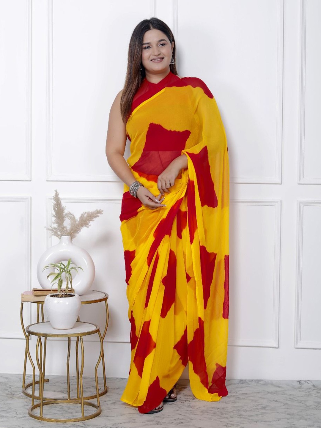 

neelkanth enterprises Pure Chiffon Block Print Saree, Yellow