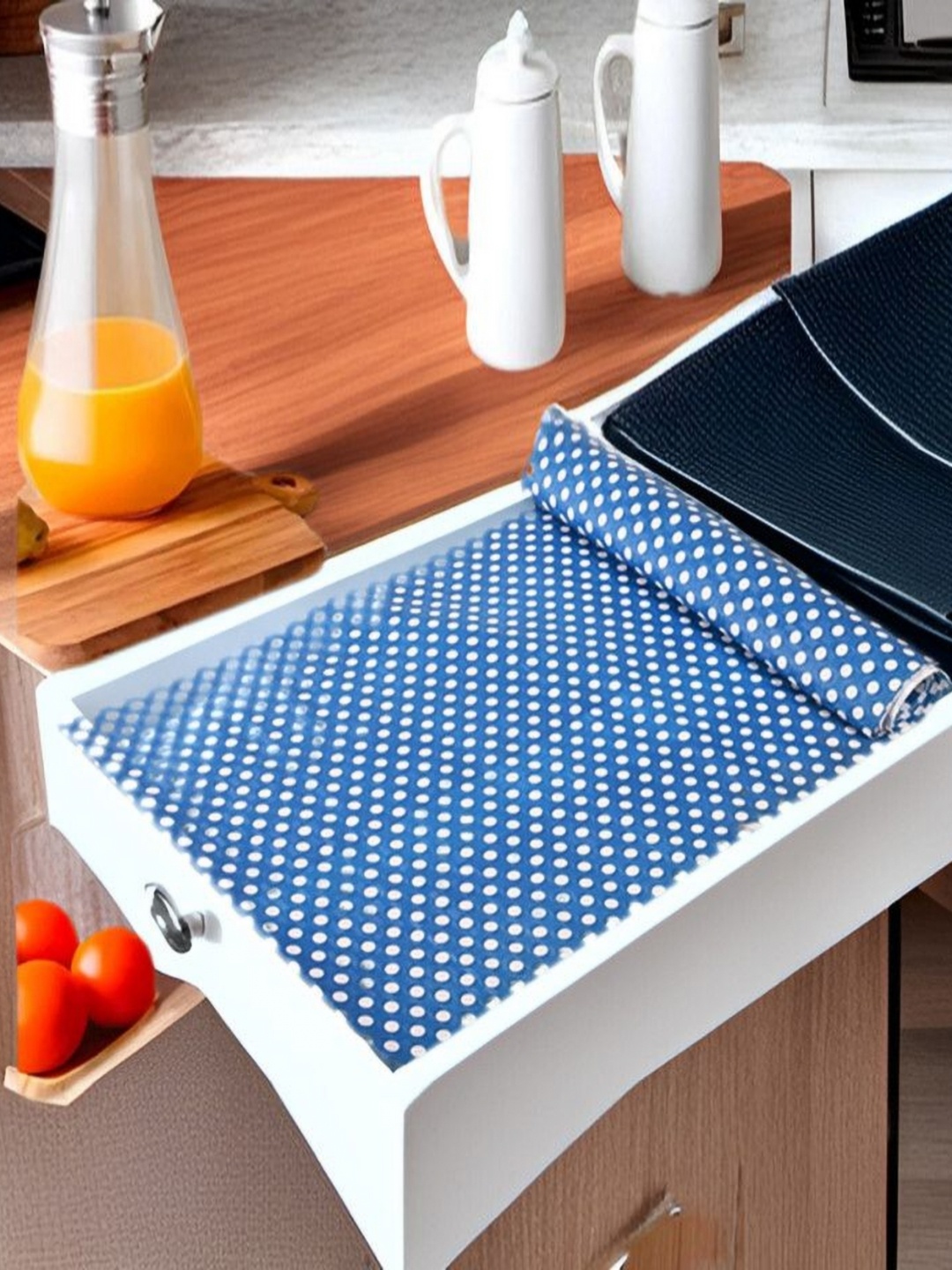 

REVEXO Blue Set of 1 Water Resistant Shelf Liner Organisers