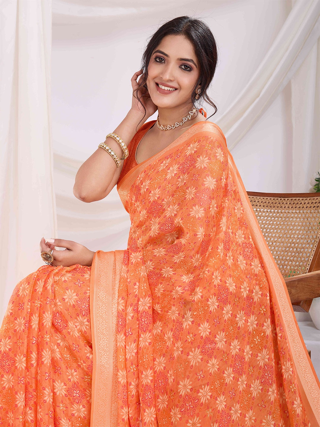 

Mitera Woven Design Zari Pure Chiffon Ikat Saree, Peach