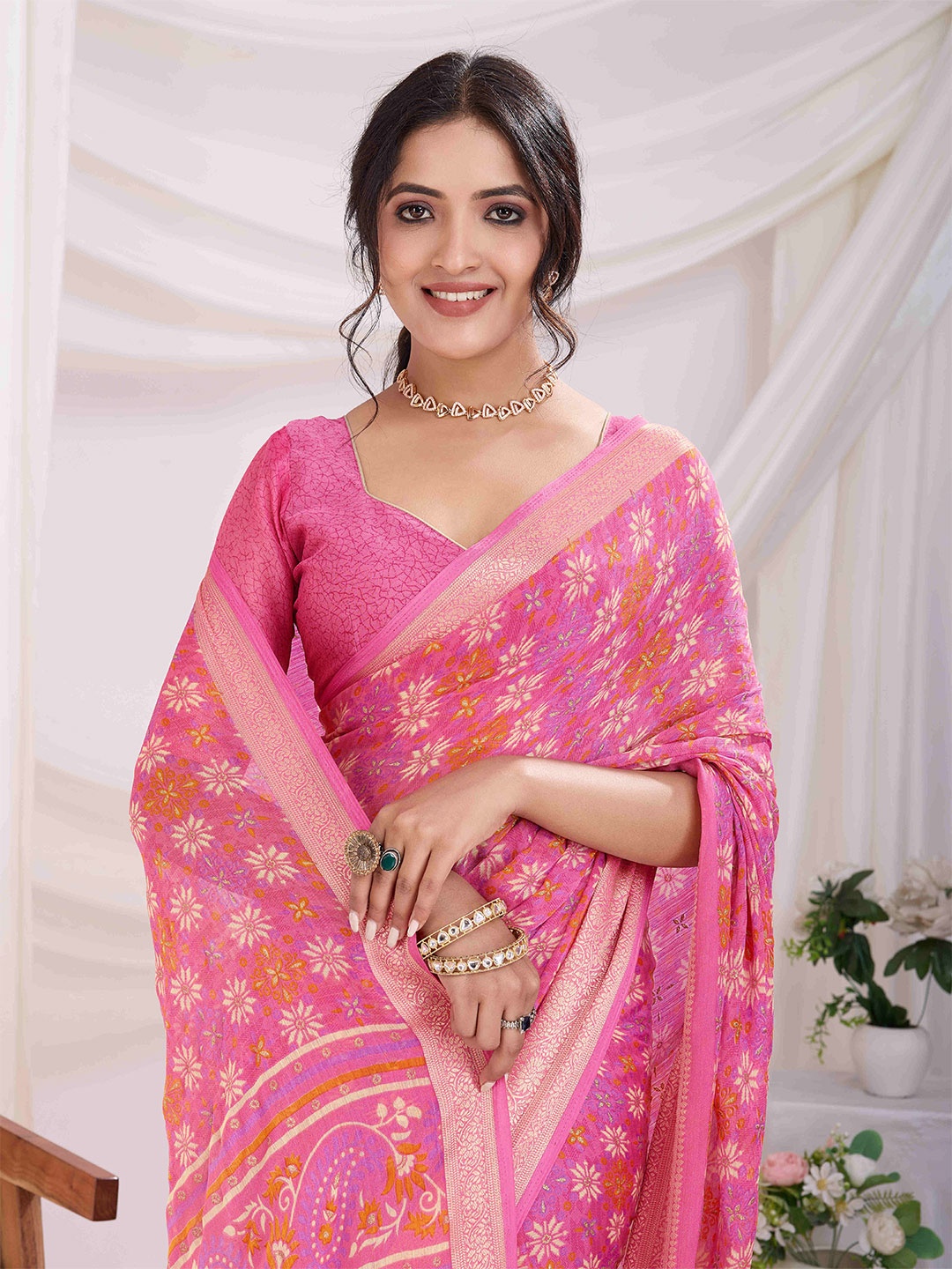 

Mitera Woven Design Zari Pure Chiffon Ikat Saree, Pink