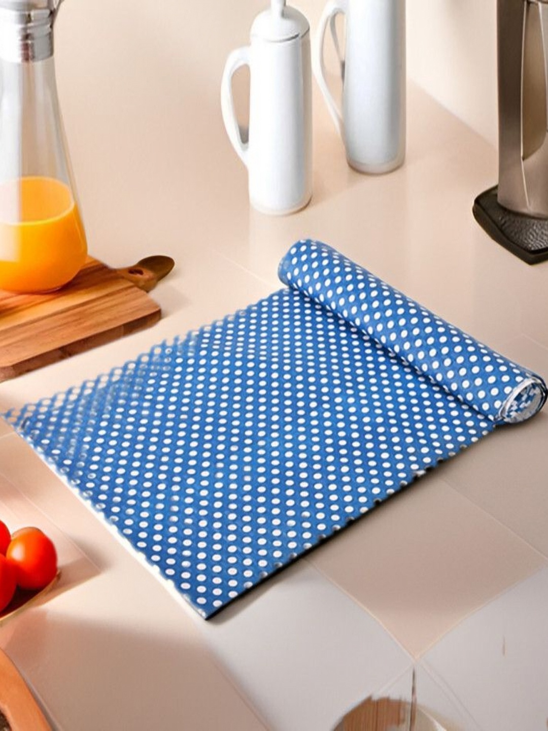 

REVEXO Blue & White Printed Water-Resistant Shelf Liner