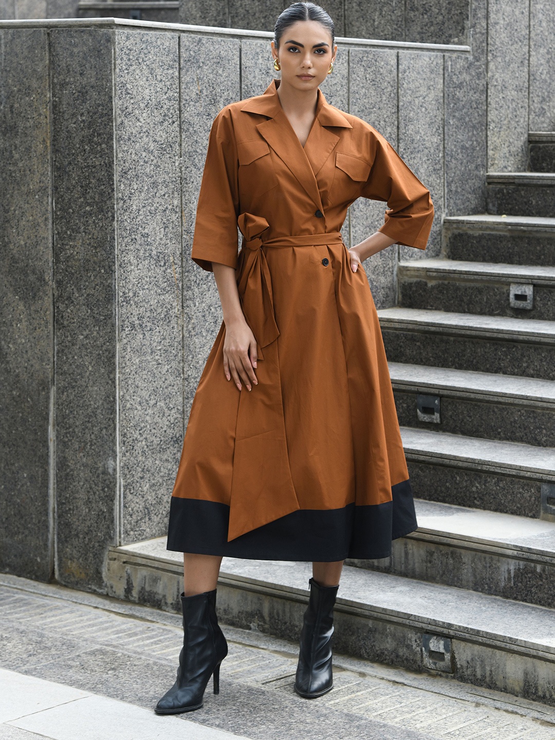 

PINK CACTII Colourblocked Wrap Midi Dress With Lapel coller, Brown