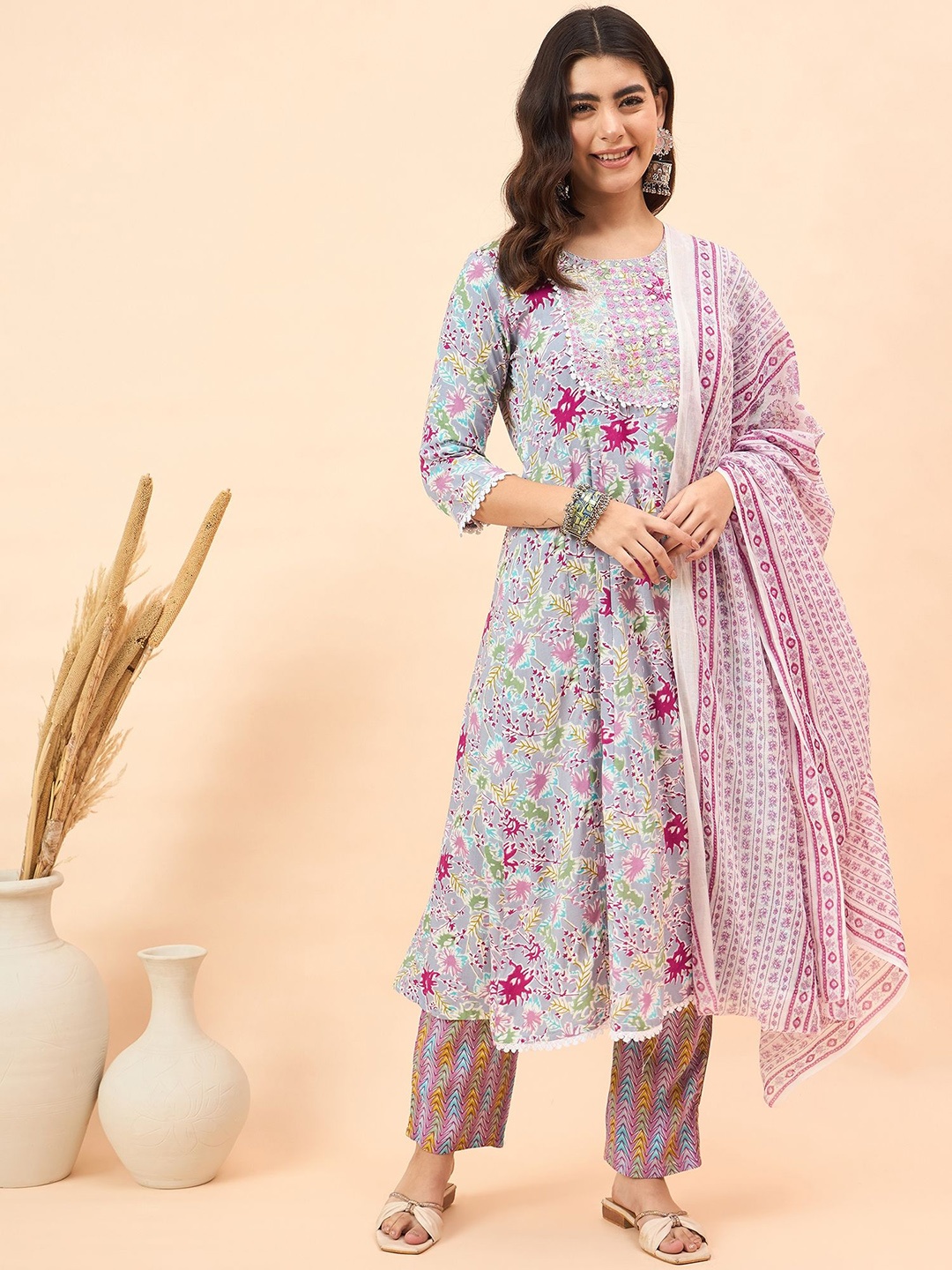 

Anouk Women Floral Printed Regular Pure Cotton Kurta with Trousers & With Dupatta, Grey