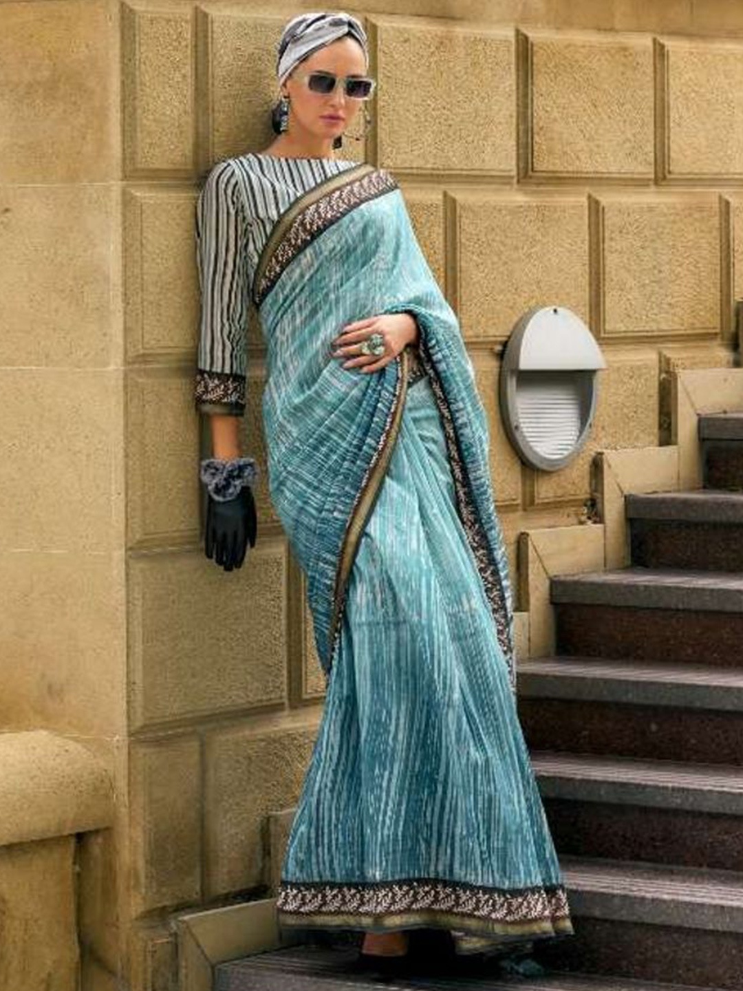 

Suha Zari Pure Cotton Printed Saree, Blue