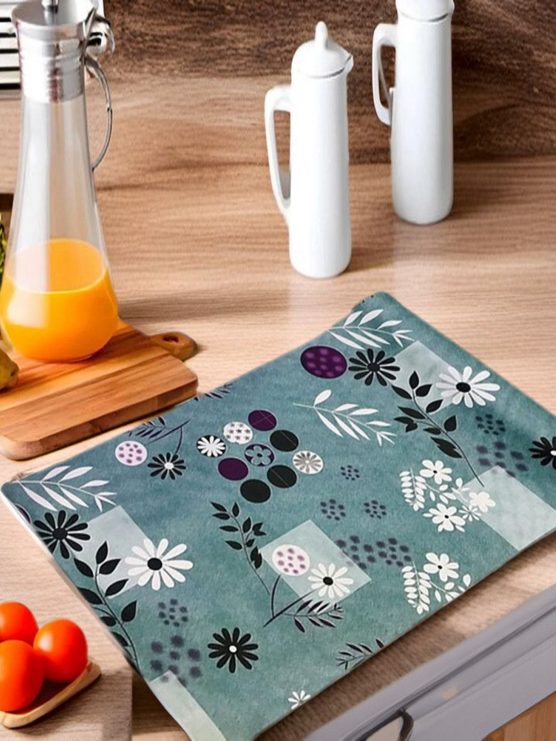 

REVEXO Grey & Green Printed Water-Resistant Shelf Liner