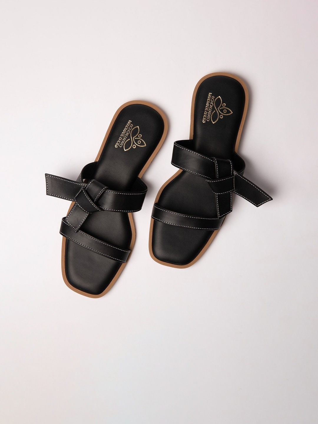 

Schon Zapato Women Loop in black Ballerinas with Bows Flats