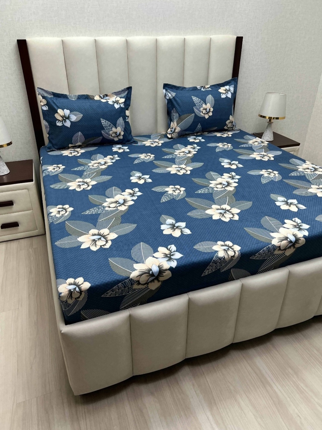 

Pure Decor Amulya Blue & White Printed Microfiber 200 TC Queen Bedsheet Set 2.28m x 2.54m