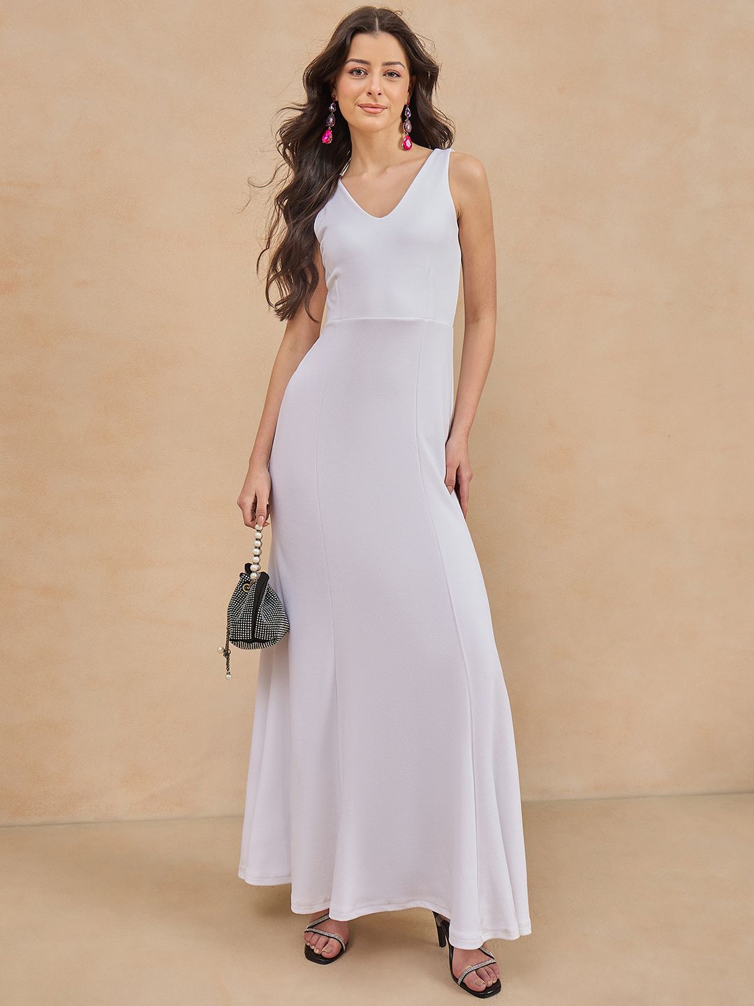 

COLOR CAPITAL V-Neck Sleeveless Maxi Dress, White