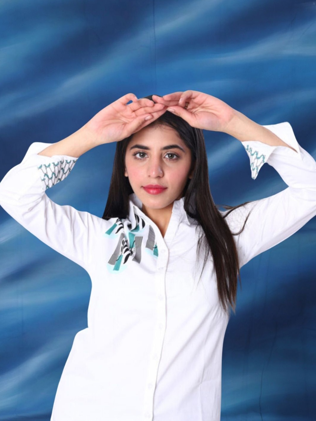 

SEREIN Women Spread Collar Floral Printed Cotton Casual Shirt, White