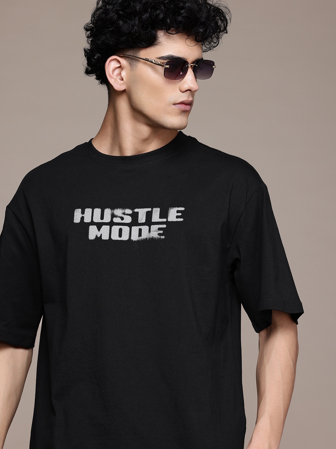 

The Roadster Lifestyle Co. Typography Print Drop-Shoulder Sleeves Pure Cotton T-shirt, Black