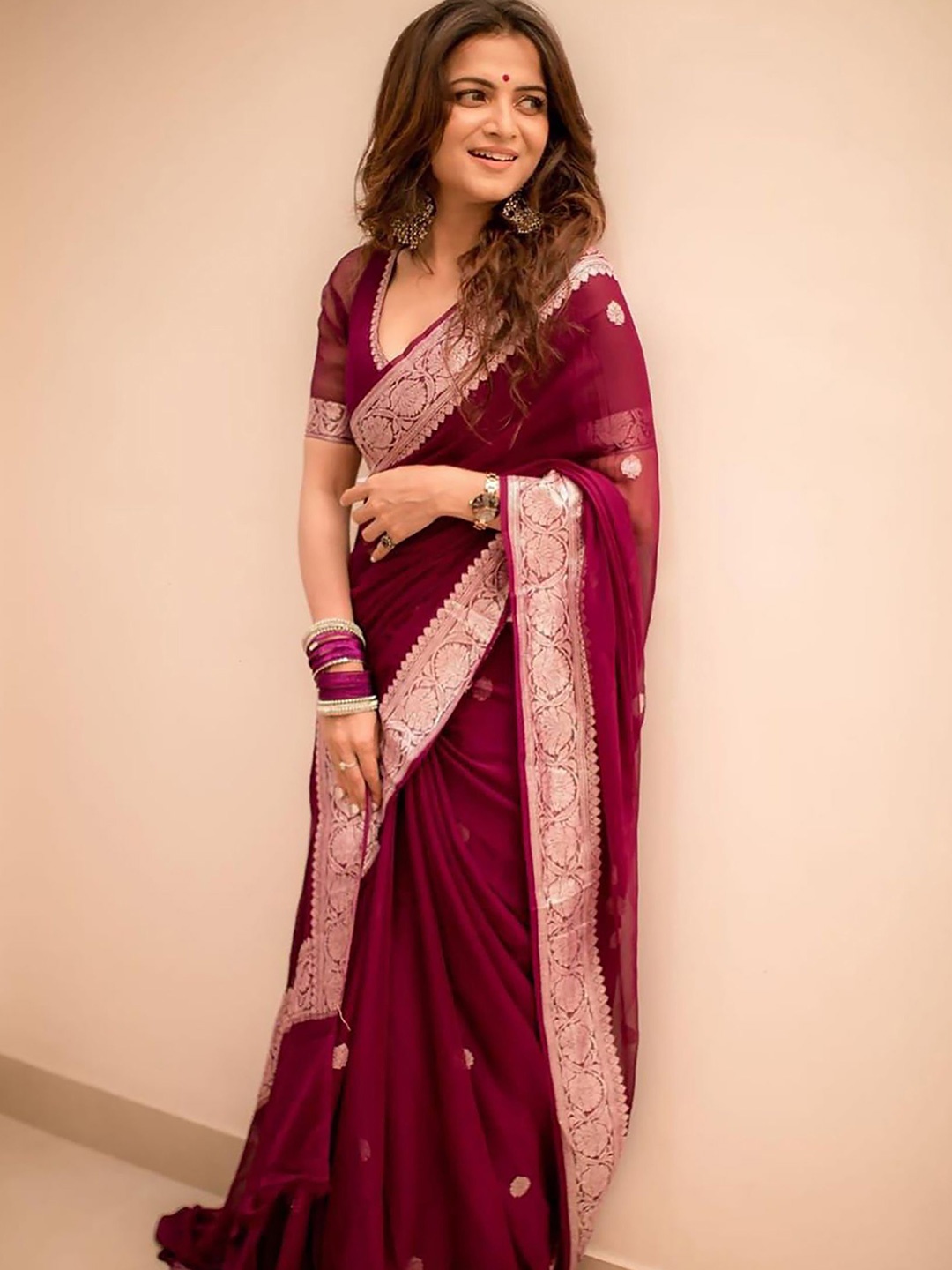 

Anjaneya Sarees Woven Design Zari Silk Blend Banarasi Saree, Maroon