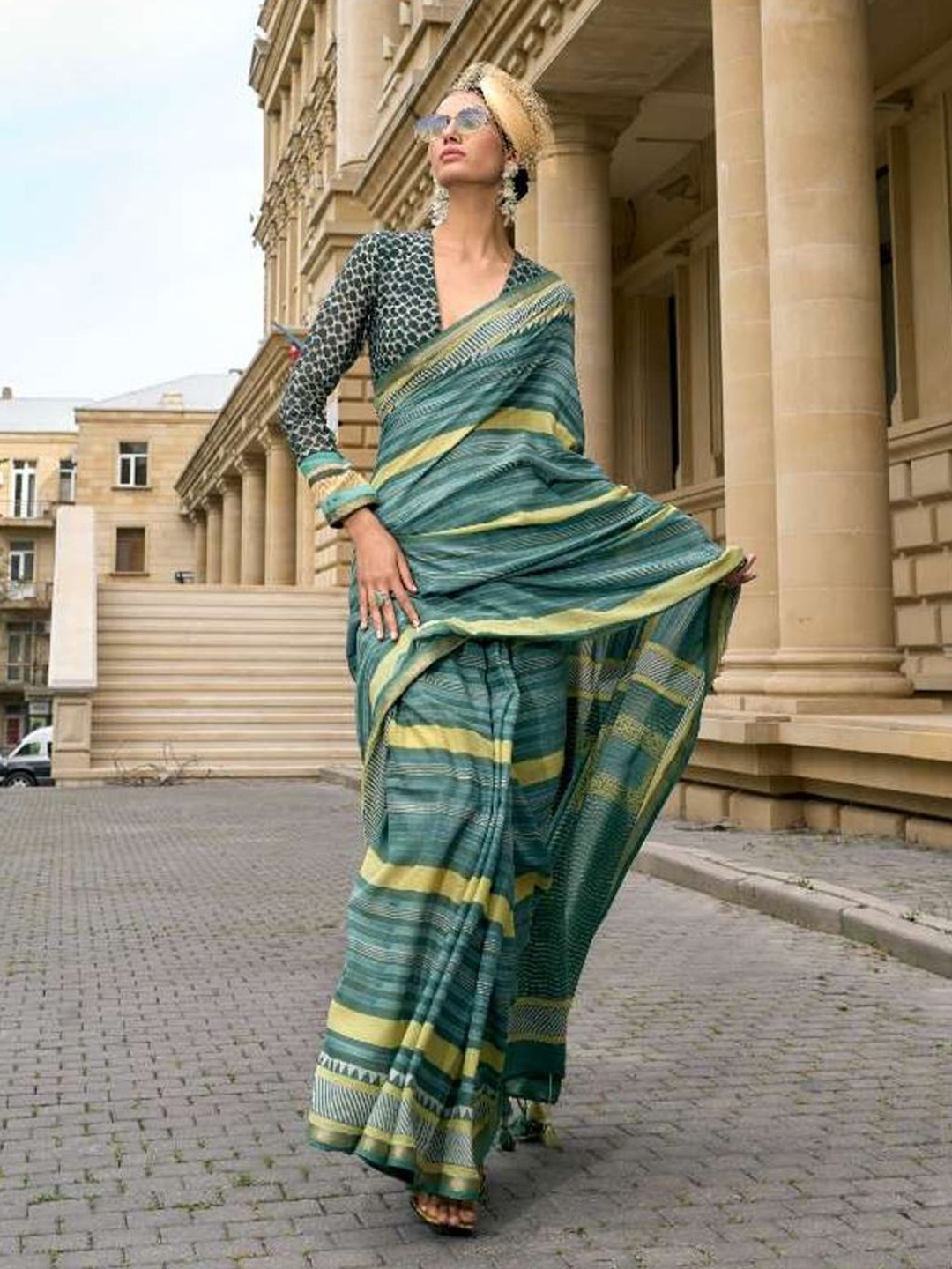 

Suha Striped Zari Pure Cotton Saree, Green
