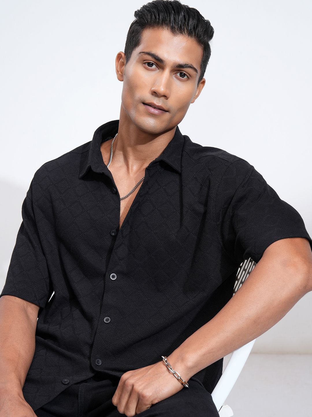 

Locomotive Premium Men Textured Oversized Drop Shoulder Shirt, Black