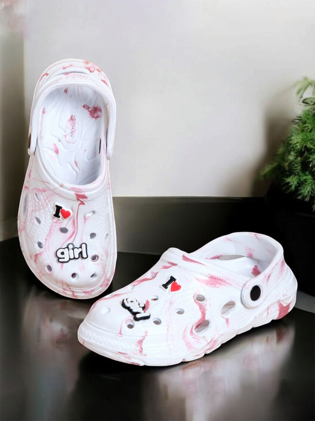

KAPYANSH Women EVA Clogs, White