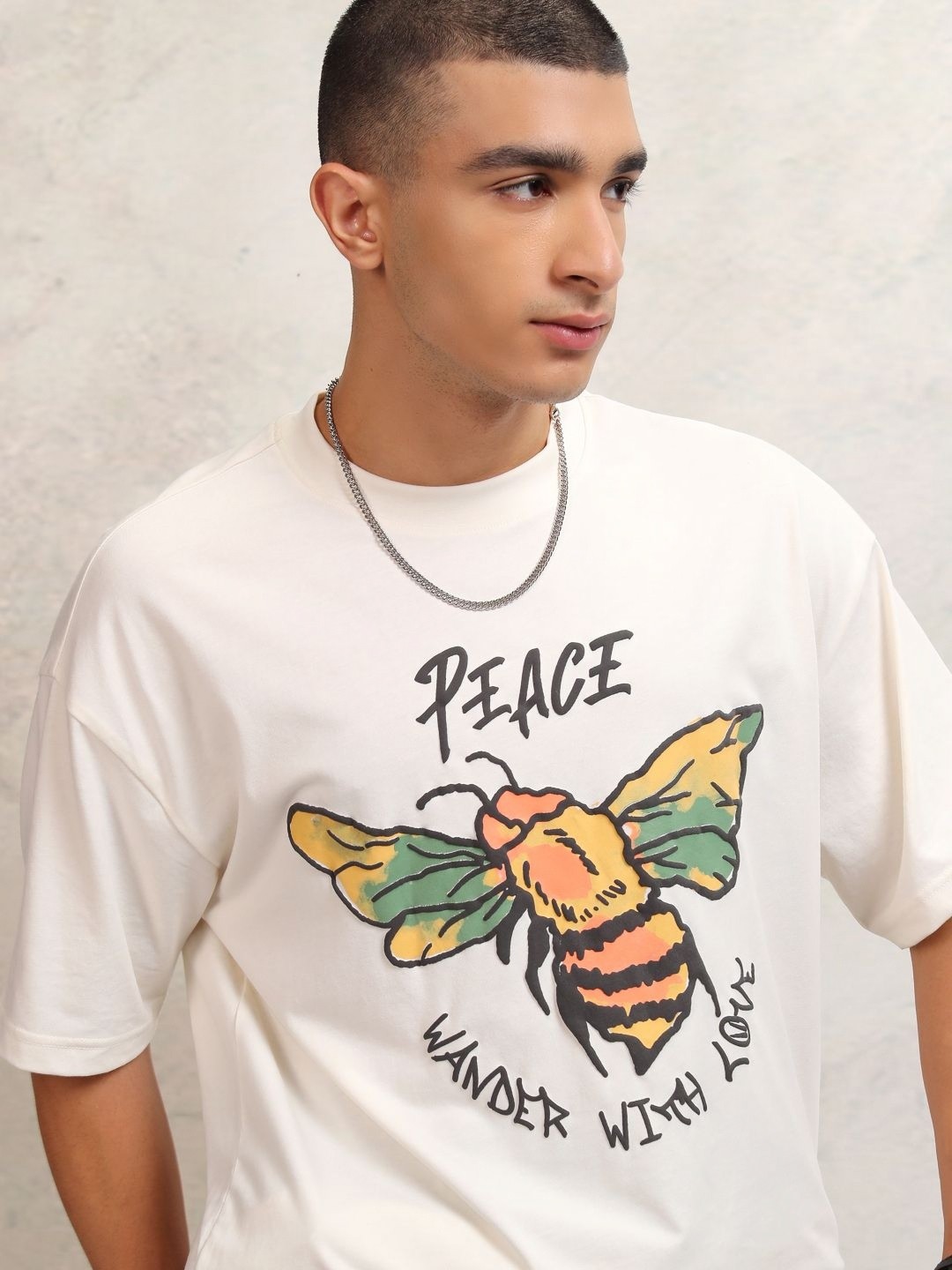 

HIGHLANDER Men Printed Applique T-shirt, Off white