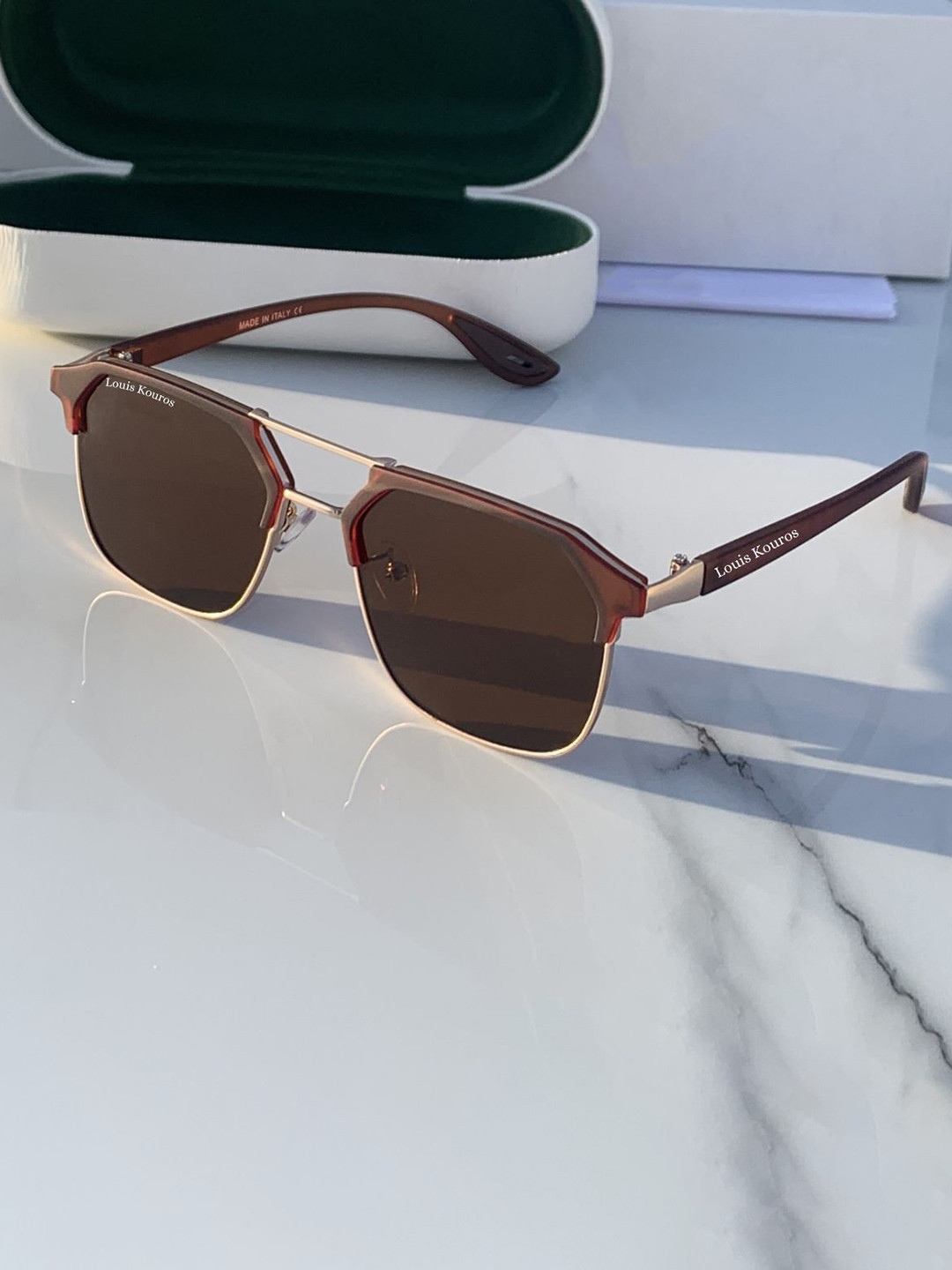 

LOUIS KOUROS Unisex Square Sunglasses with Polarised and UV Protected LensSUNLK2404BRN1GLD, Brown