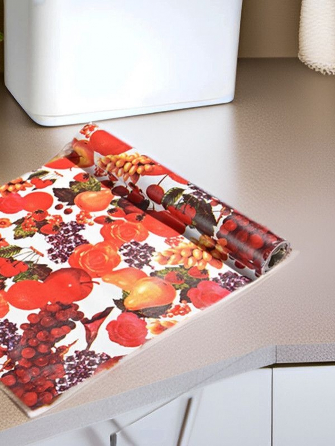 

REVEXO White & Orange coloured Printed Water-Resistant Shelf Liner