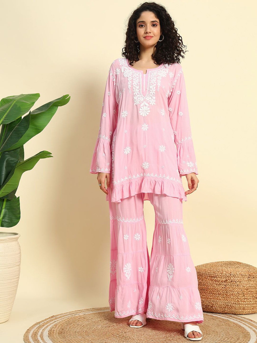 

Fashionable Floral Embroidered Chikankari Notch Neck Straight Kurti With Sharara, Pink