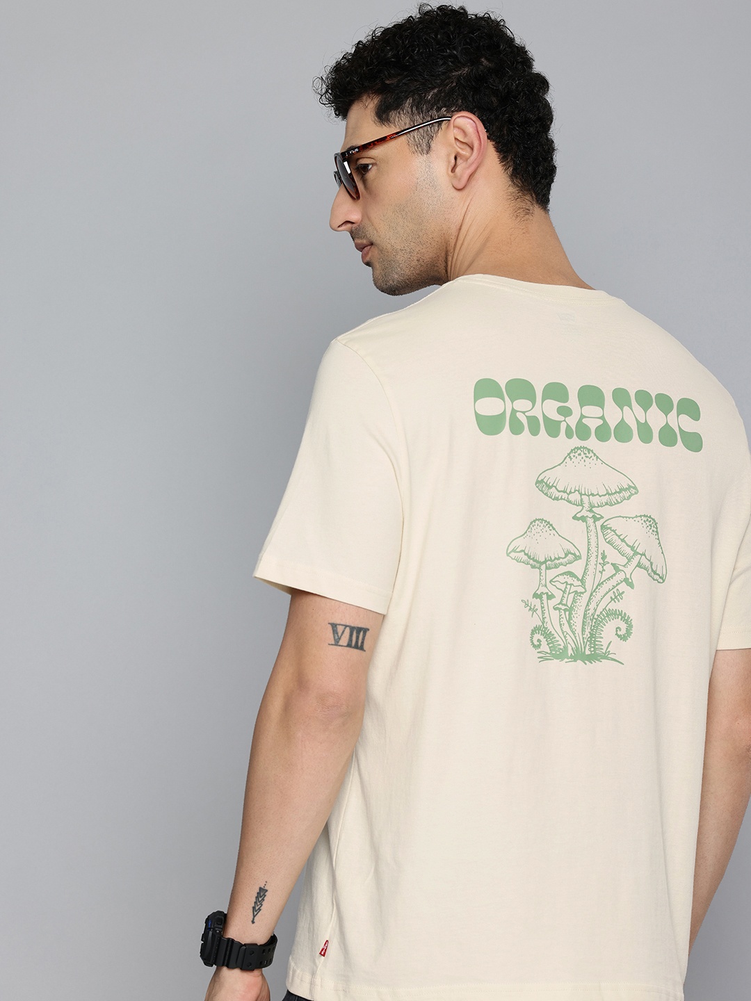 

Levis Typography Printed Pure Cotton T-shirt, Beige
