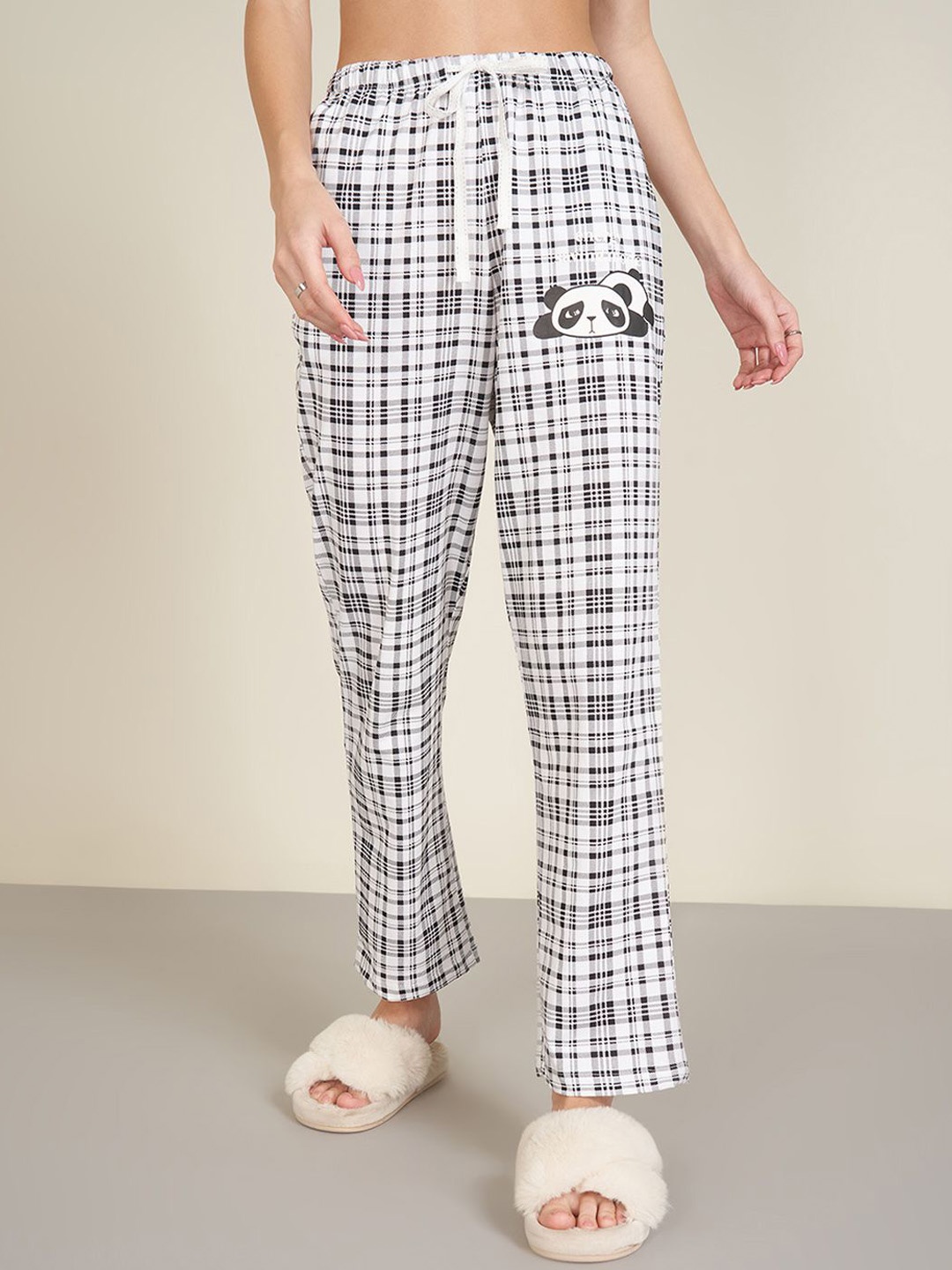 

Dreamz by Pantaloons Women Checked Pure Cotton Mid Rise Lounge Pants, White