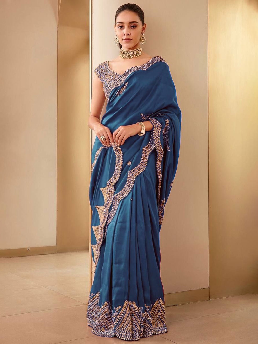 

Moda Rapido Floral Sequinned Silk Blend Fusion Saree, Teal