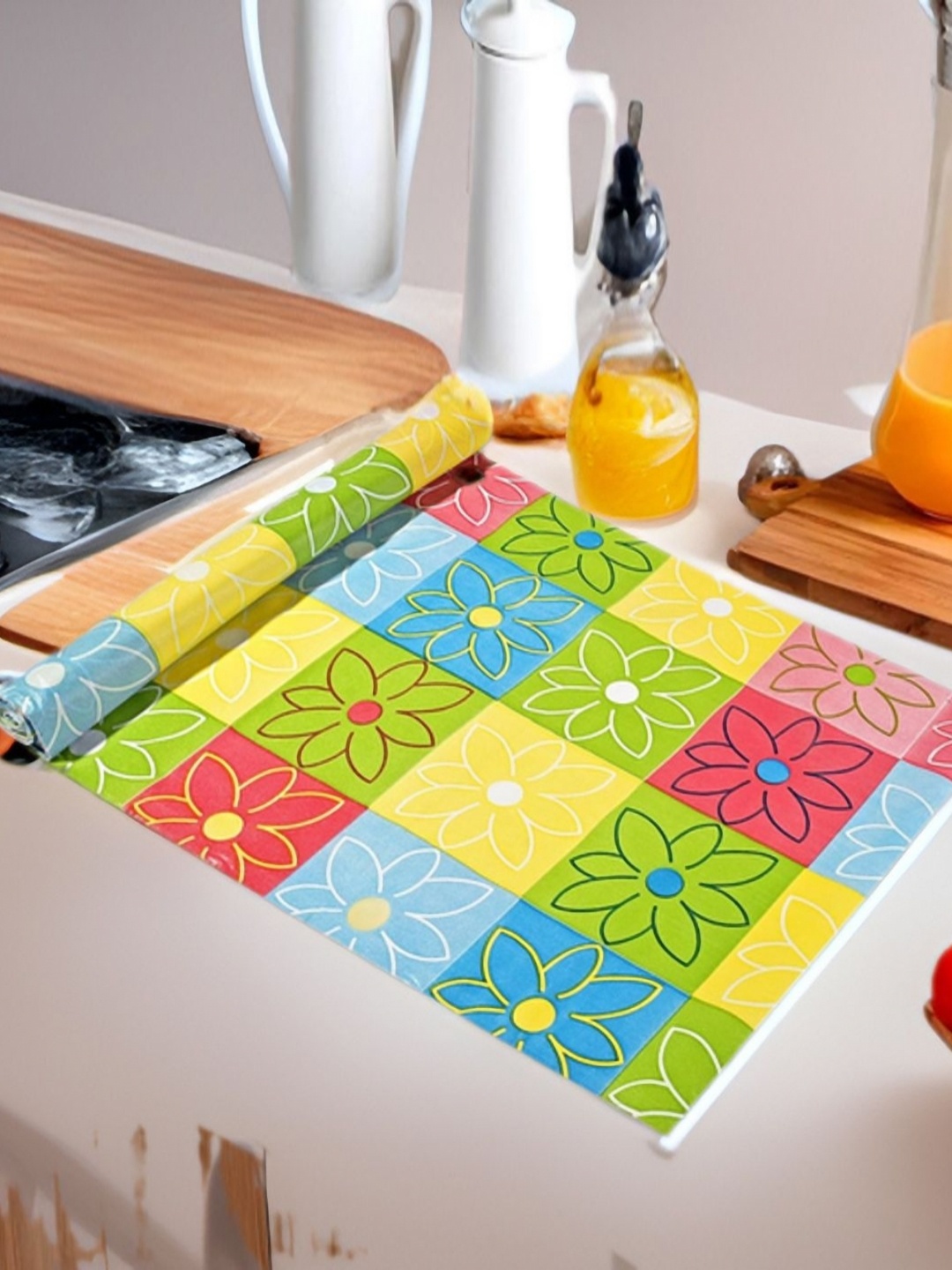 

REVEXO Yellow & Blue Printed Water-Resistant Shelf Liner