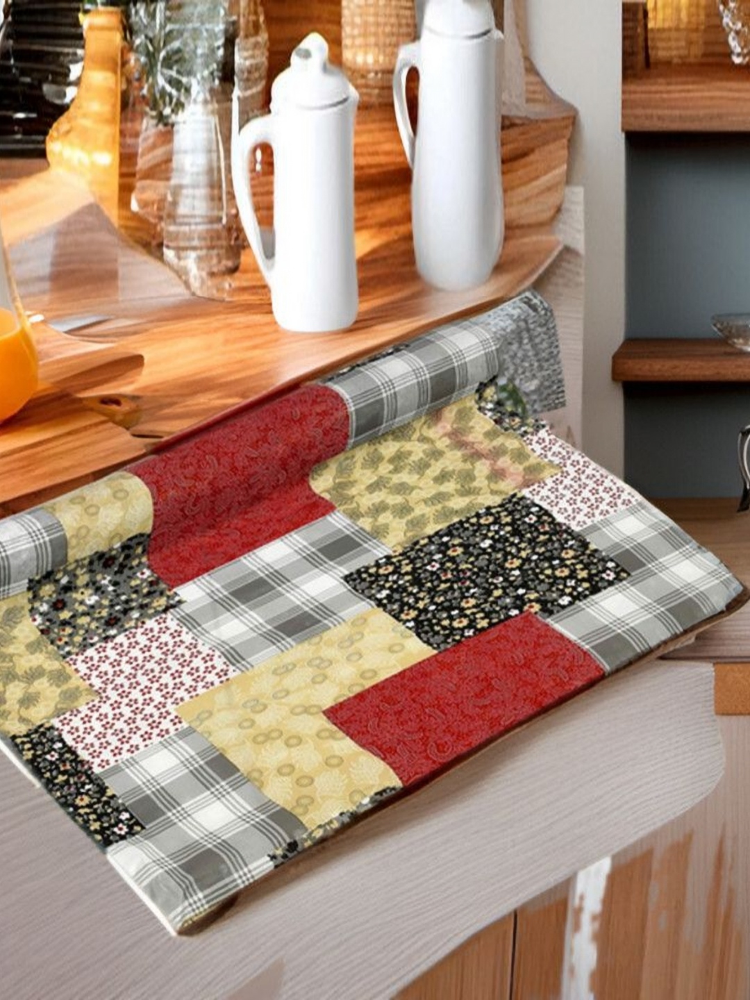 

REVEXO Grey & Beige Printed Water-Resistant Shelf Liner