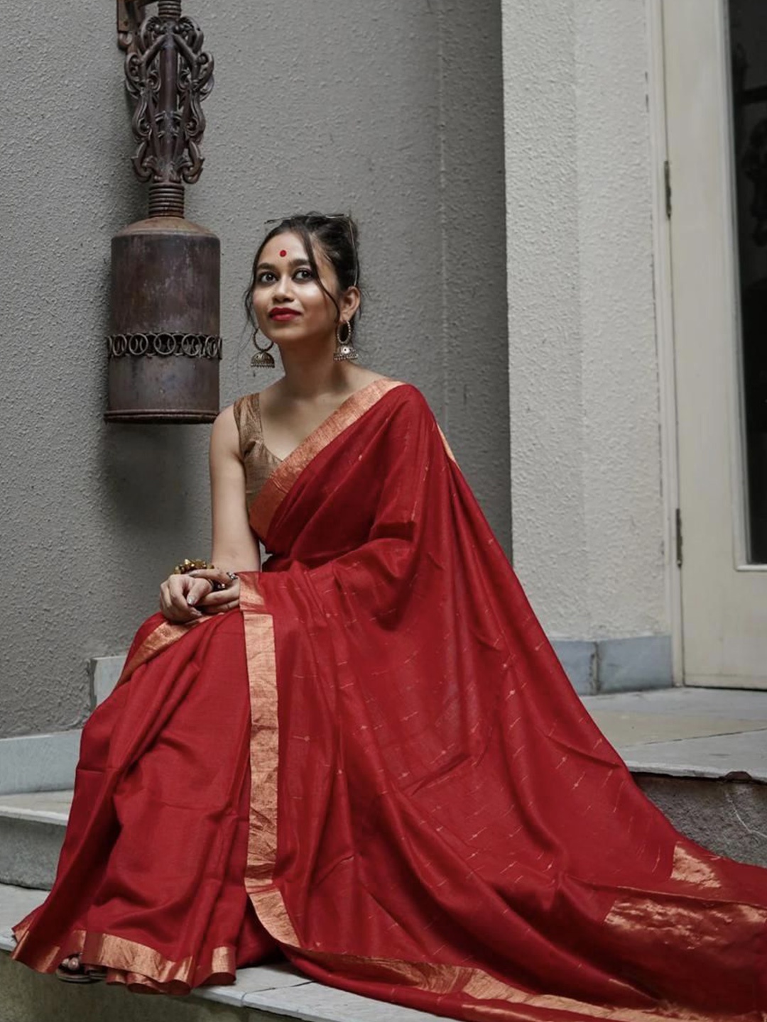 

SRILOK Woven Design Zari Pure Cotton Khadi Saree, Red