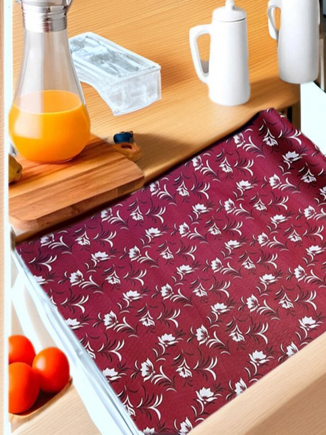 

REVEXO Pink & White Printed Water-Resistant Shelf Liner