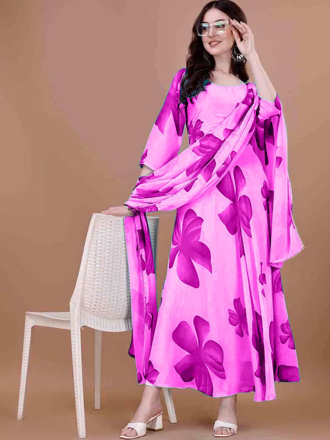 

Jash Creation Women Floral Printed Maxi Dress With Dupatta, Pink