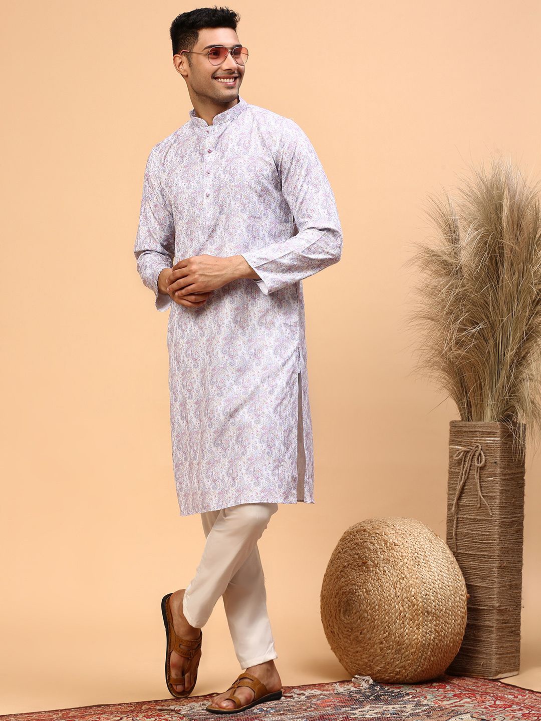 

CS EL Men Thread Work Jacquard Kurta, Purple