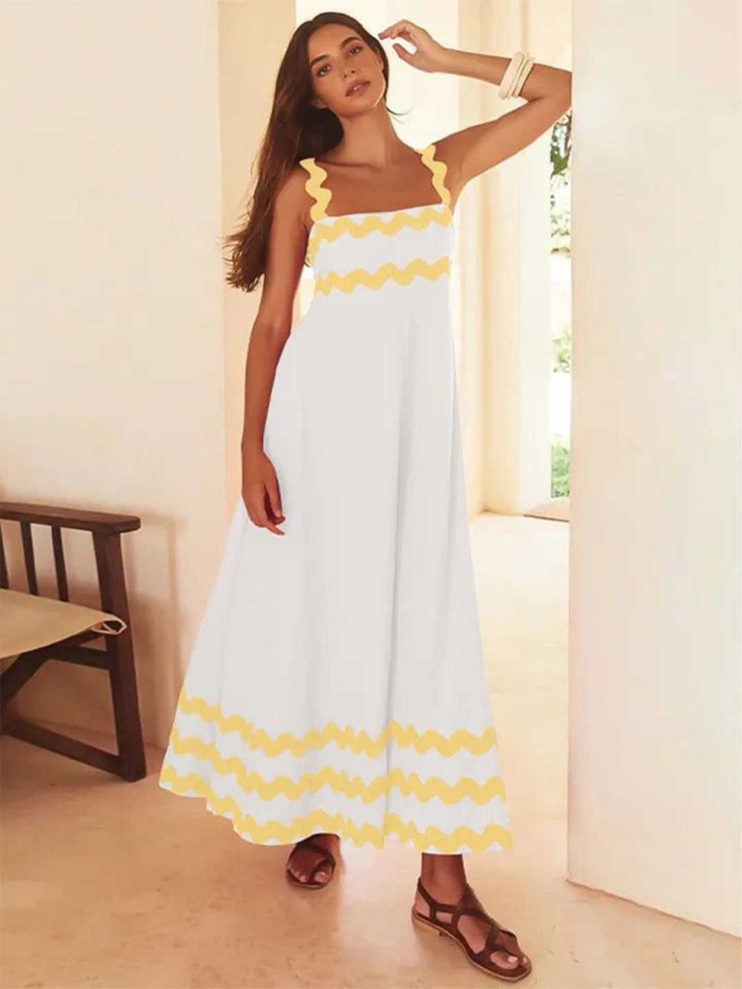 

Alamode By Akanksha Women Yellow Finn Holiday Midi Dress, White
