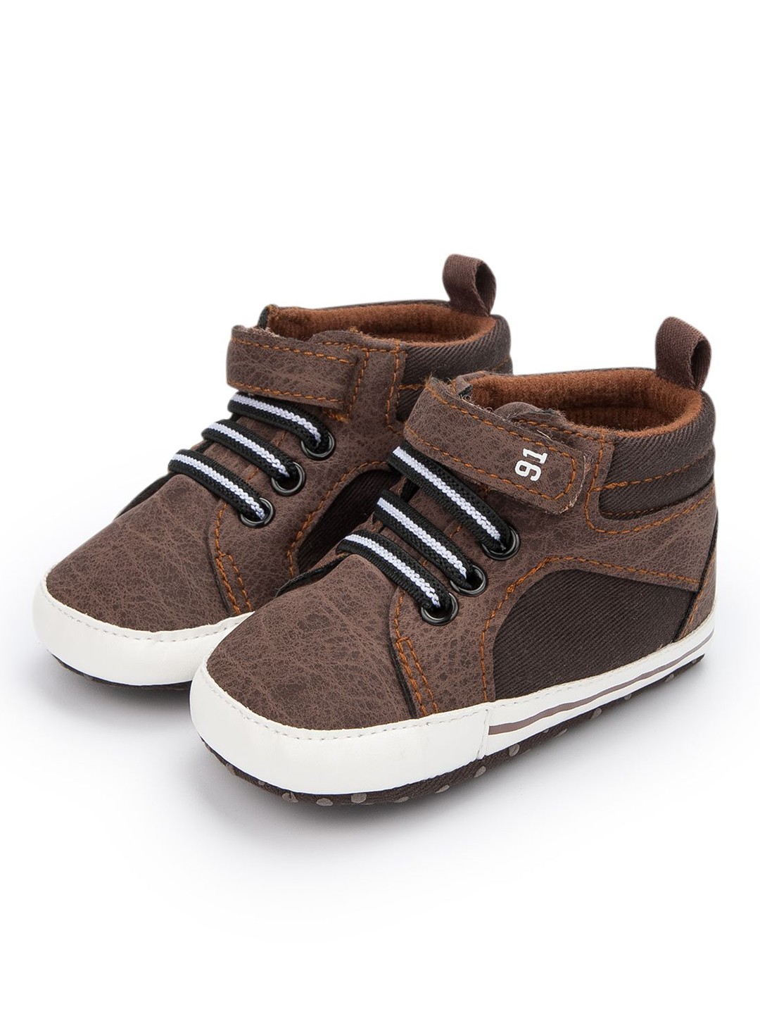 

NESKA MODA Boys Casual Booties, Brown