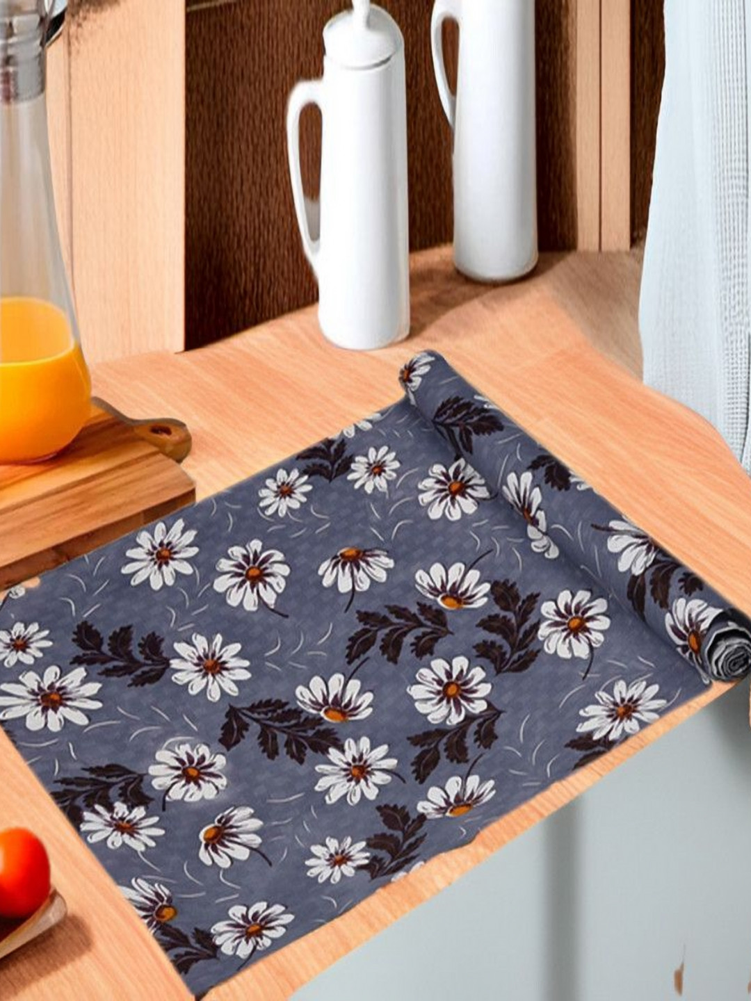 

REVEXO Blue & White Printed Water-Resistant Shelf Liner