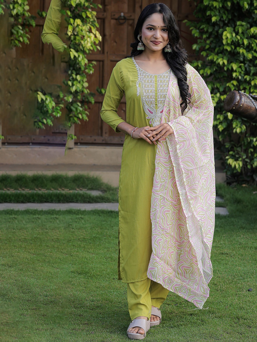 

Moda Rapido Zari Ethnic Motifs Yoke Design Straight Kurta With Trousers & Dupatta, Green