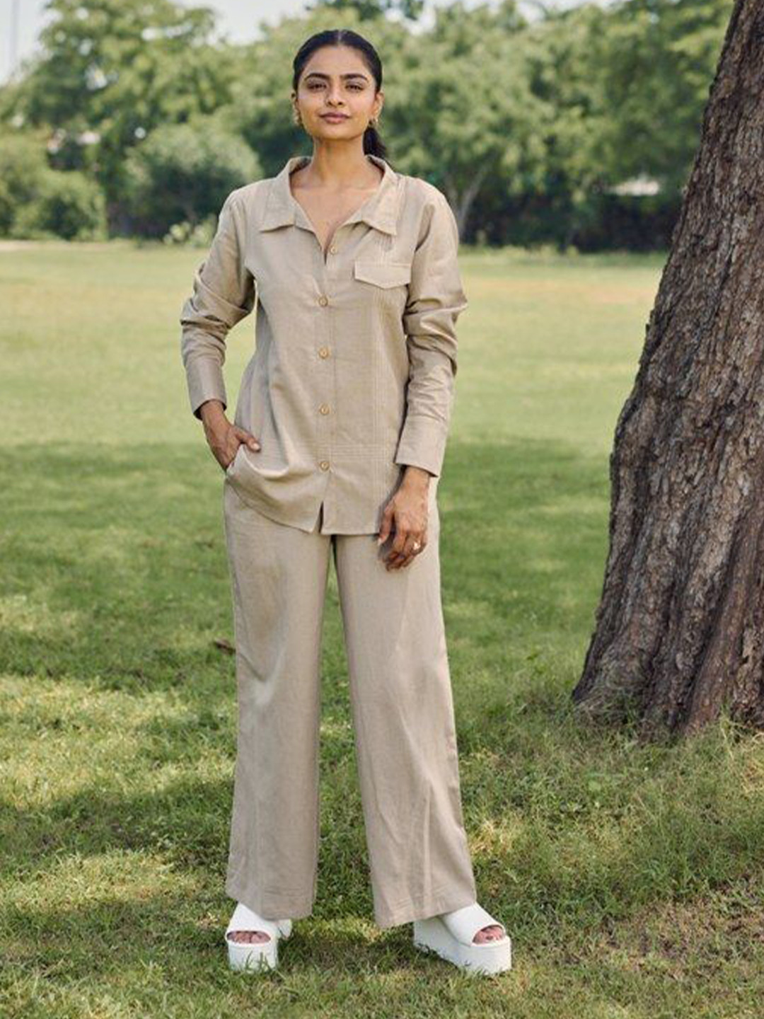

Sencei Women Modern Fit Spread Collar Solid Cotton Casual Shirt, Beige